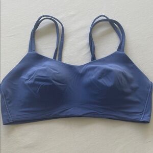 Lululemon like a cloud Sports Bra